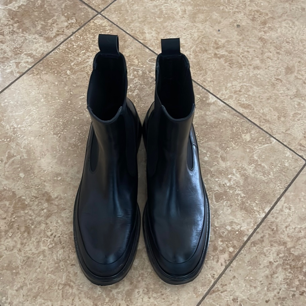 Frame Boots